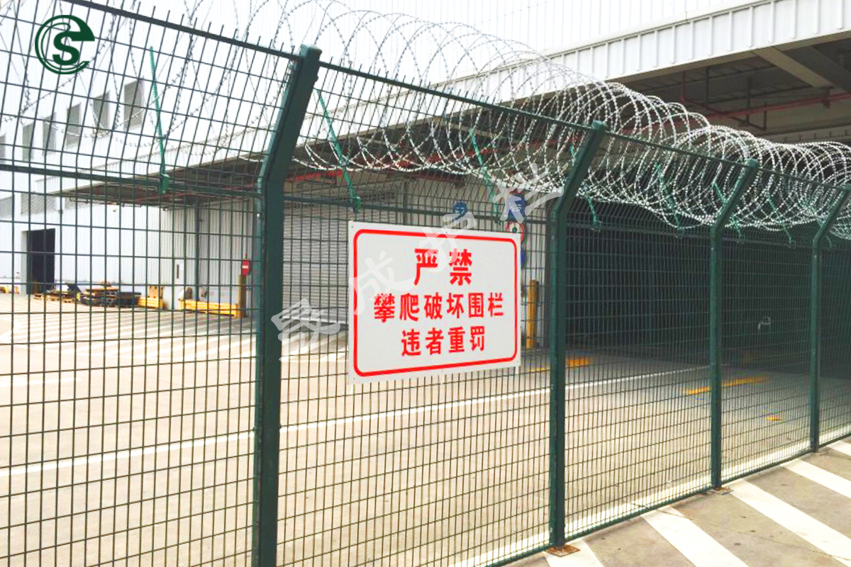 机场（监狱）护栏（详情）2.jpg